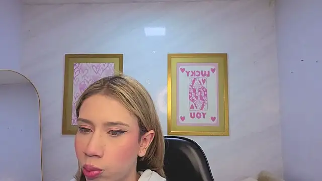 Evy Luxx v online show from 04/10/26, 03:23