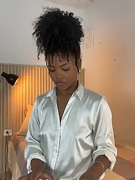 vanestraus online show from 02/17/26, 08:48