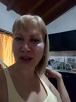SexyMilf1211 online show from 04/18/26, 02:43
