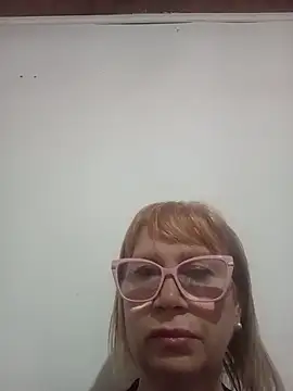 SexyMilf1211 online show from 05/20/26, 10:32