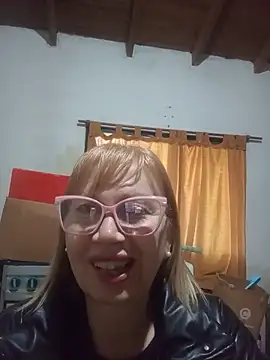 SexyMilf1211 online show from 05/21/26, 11:39