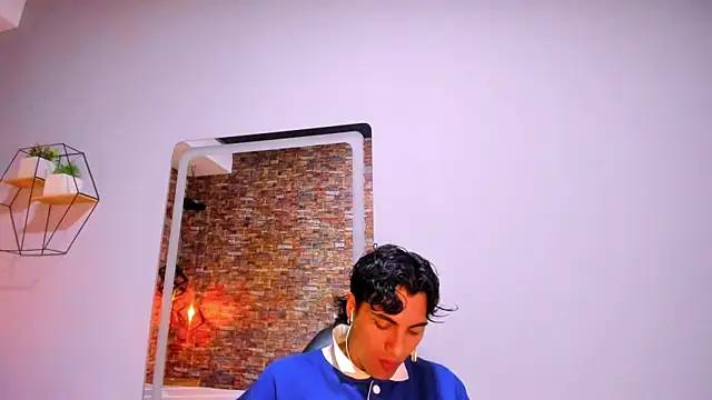 MattFiore online show from 12/22/25, 07:55