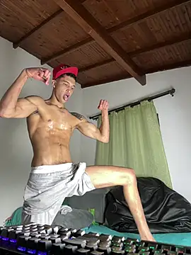 Snapshot of Adan_baby chatting on 01/10/26, 09:05 Adan baby online show from 01/10/26, 09:05