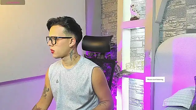 Valentino moretti online show from 12/02/25, 12:54