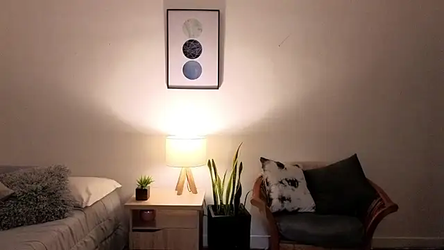 Snapshot of alana__29 chatting on 11/26/25, 08:21 alana 29 online show from 11/26/25, 08:21