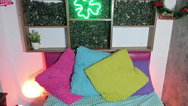 Angeldust19 online show from 11/21/25, 04:00