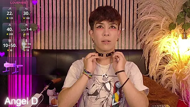 Angeldust19 online show from 04/14/26, 03:34