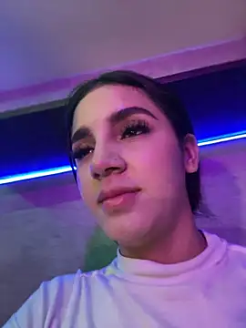 Snapshot of amber_riix chatting on 11/24/25, 05:12 amber riix online show from 11/24/25, 05:12