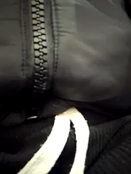 Snapshot of Rouse_hot_ chatting on 11/25/25, 10:54 Rouse hot online show from 11/25/25, 10:54