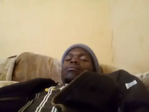 Snapshot of ZucCocDope11 chatting on 05/18/26, 09:59 ZucCocDope11 online show from 05/18/26, 09:59