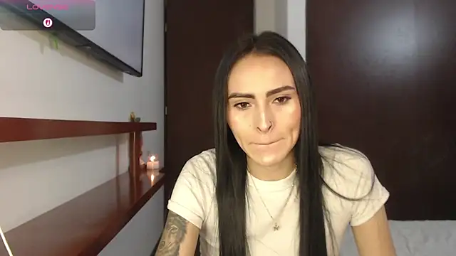 Linda  fiore online show from 03/22/26, 05:11