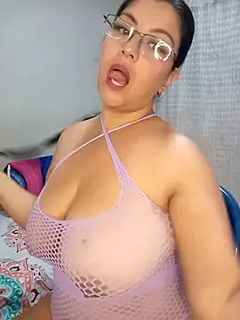 CelesteAlvarez1989 online show from 12/23/25, 03:37