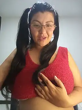 CelesteAlvarez1989 online show from 05/28/26, 02:31