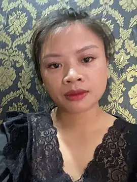 sara-xx online show from 11/14/25, 03:16