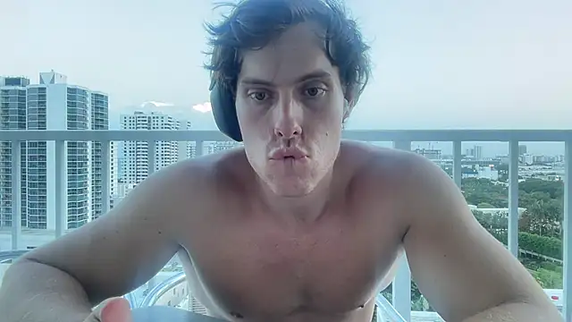 alex islivee online show from 07/10/26, 12:04