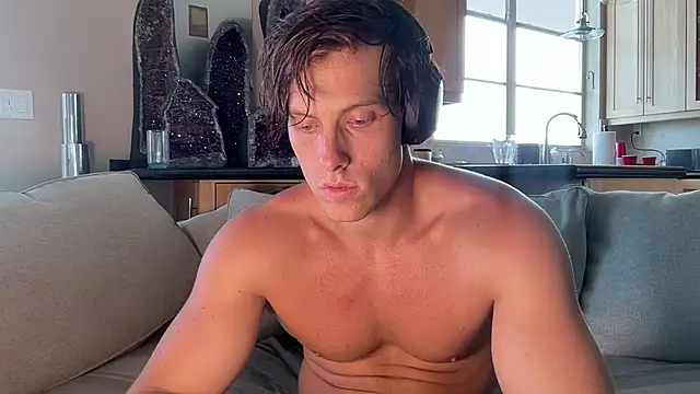alex islivee online show from 07/10/26, 10:34