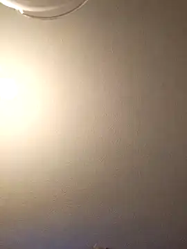 Snapshot of Mikey40wv chatting on 03/04/26, 03:12 Mikey40wv online show from 03/04/26, 03:12