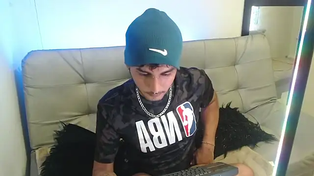 Brunicci online show from 11/14/25, 07:18