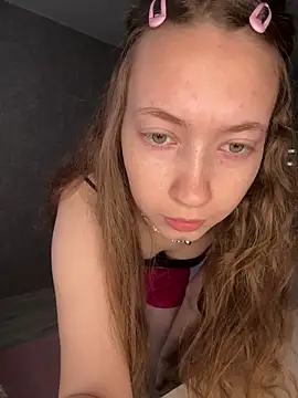 Holy Poly online show from 02/19/26, 07:48