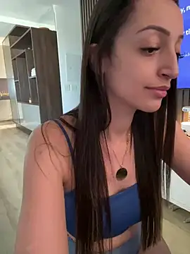 BelleRune online show from 12/07/24, 07:32