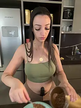 BelleRune online show from 02/08/25, 11:33