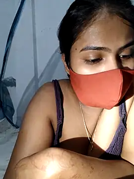 Snapshot of Red_Love_1 chatting on 05/09/26, 05:51 Red Love 1 online show from 05/09/26, 05:51