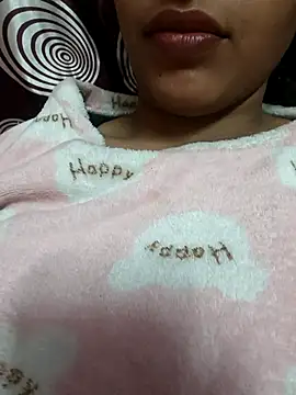 Snapshot of Neethu90 chatting on 12/14/25, 06:56 Neethu90 online show from 12/14/25, 06:56