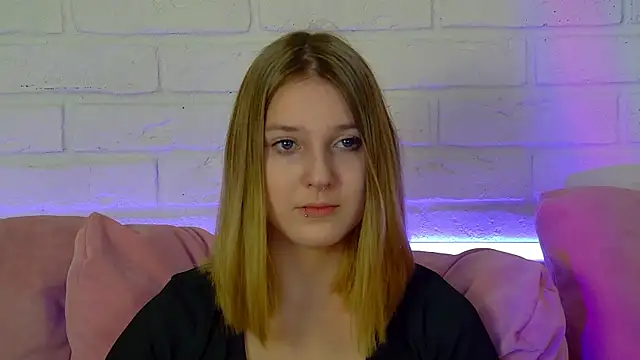 TinnaBurton online show from 02/28/26, 04:41