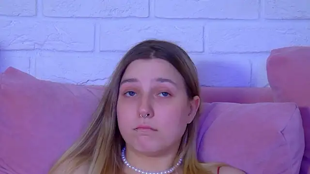 TinnaBurton online show from 07/14/26, 02:05