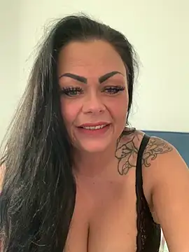 Snapshot of Phillipa_valentina chatting on 06/14/26, 07:49 Phillipa valentina online show from 06/14/26, 07:49