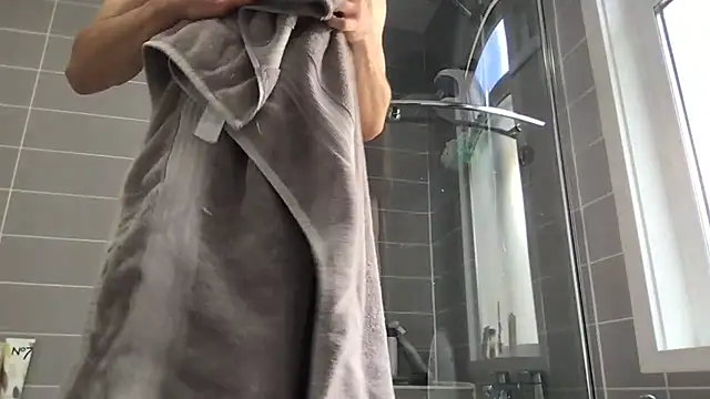 boyinsocks online show from 04/28/26, 07:46