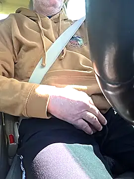 Snapshot of longsmooth4u chatting on 04/07/26, 09:15 longsmooth4u online show from 04/07/26, 09:15