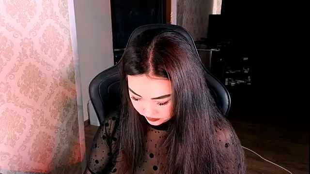 Emma Uilson online show from 07/03/26, 04:30