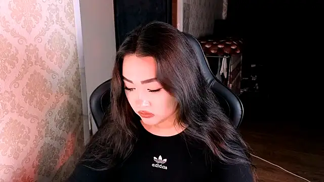 Emma Uilson online show from 07/29/26, 12:25