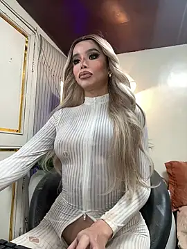  SandraHornball  online show from 12/15/25, 04:00