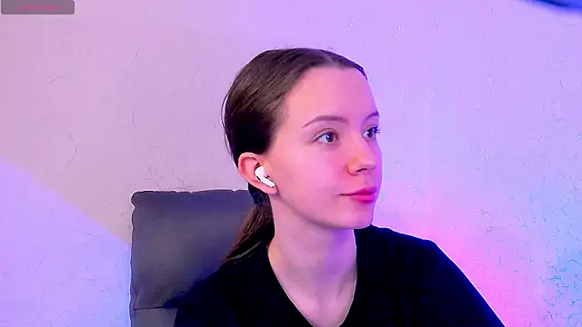 BellaVelure6767 online show from 04/15/26, 02:40