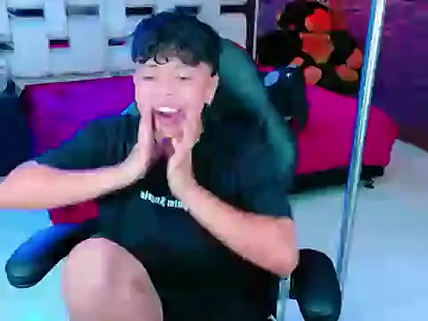 lunabustygirl online show from 02/05/26, 04:17