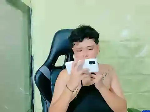 lunabustygirl online show from 02/28/26, 04:08