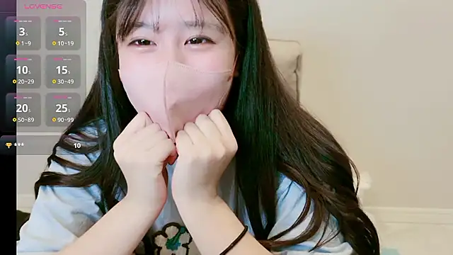 Snapshot of KANA_chan_00 chatting on 12/19/25, 02:46 KANA chan 00 online show from 12/19/25, 02:46