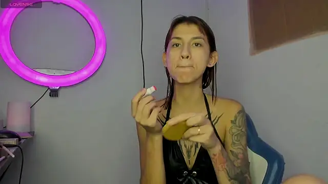 Hot play18 online show from 03/07/26, 08:50