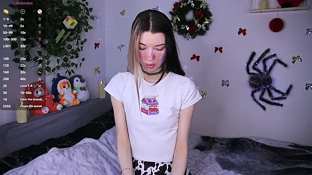 Emmie shy online show from 01/09/26, 12:08