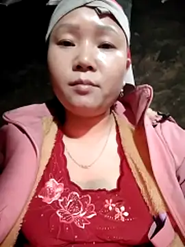 hoami-hot online show from 11/19/25, 03:06