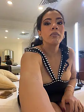 IvannaClaire online show from 12/05/25, 12:36