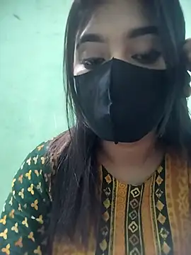 Disha Nur0 online show from 02/05/26, 10:03