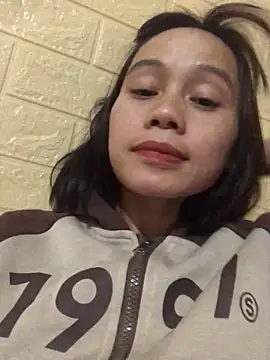 Trangbabylove online show from 12/14/25, 02:44