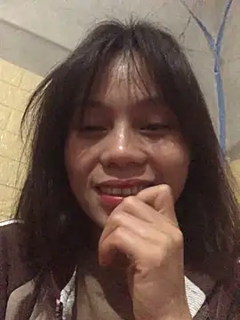 Trangbabylove online show from 12/22/25, 10:07