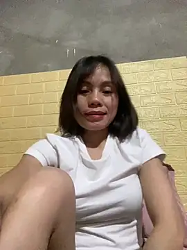 Trangbabylove online show from 04/10/26, 01:27