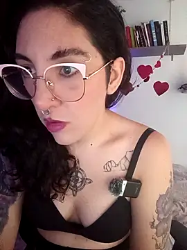 Snapshot of Melinerd chatting on 02/16/26, 05:09 Melinerd online show from 02/16/26, 05:09