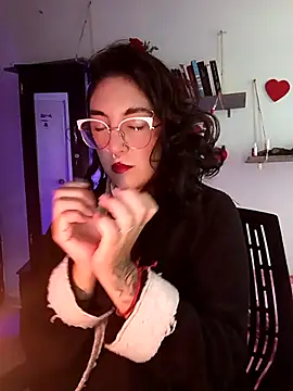 Snapshot of Melinerd chatting on 02/25/26, 06:28 Melinerd online show from 02/25/26, 06:28