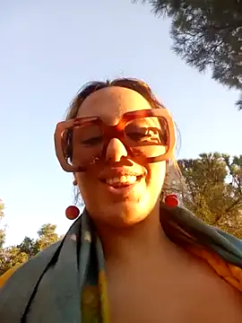 cleopatravodos online show from 12/17/25, 02:23